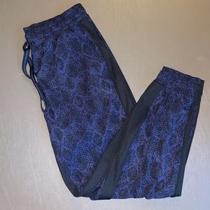 ***Athleta Python Brooklyn Jogger*** size 12